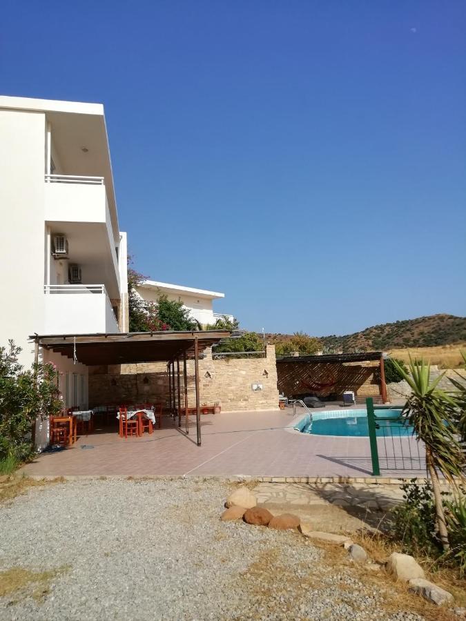 Hill Of Calm Otel Triopetra Dış mekan fotoğraf
